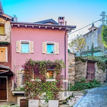 Tatil Evi Casetta Rosa By Interhome